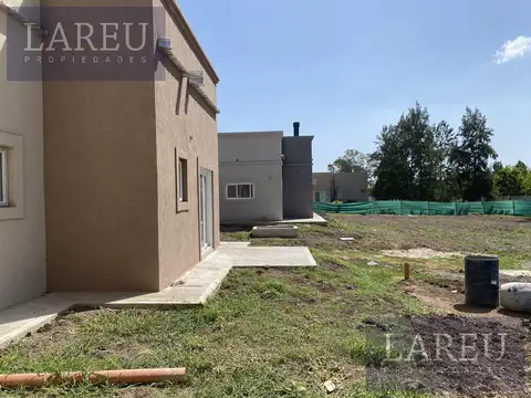 Casa en Venta en Casuarinas Del Pilar, USD 287.000