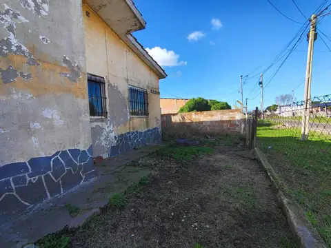 VENTA CASA 3 AMB F U CAMET A RECICLAR APTA CREDITO