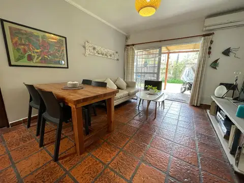 Depto Tipo Casa en Venta de 4 ambientes