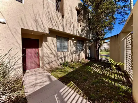 Casa en Venta en Manuel B Gonnet, USD 140.000