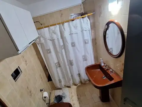 CASTRO BARROS 5144 – UNIDAD EN PLANTA ALTA DE 2 DORMITORIOS CON AMPLIA TERRAZA EXCLUSIVA