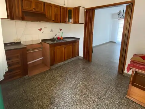 JOSE MARMOL 100, Piso 1