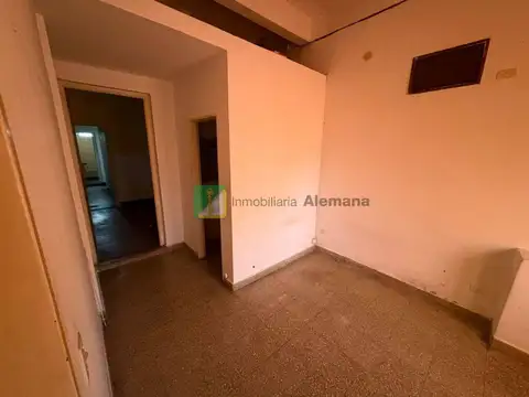 Casa 6 ambientes con 3 baños