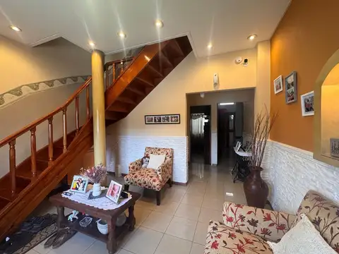 Depto Tipo Casa en Venta de 2 dormitorios