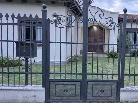 Casa Sucre al 800 Gran Bourg