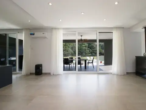 Casa en Alquiler al Norte