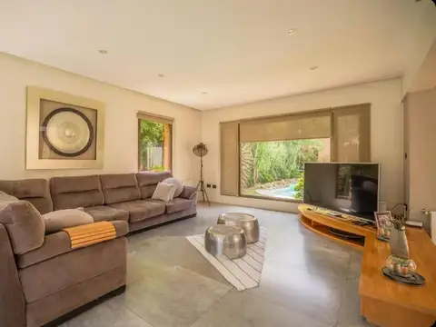 Casa en Venta de 5 dormitorios