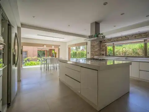 Casa en Venta al Noroeste