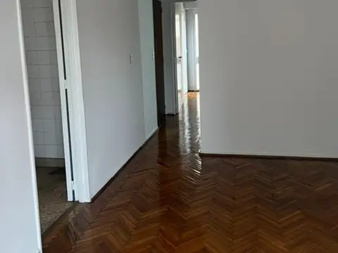 Avenida Rivadavia 3200, Piso 4