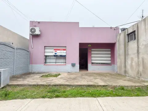 Casa con local y galpon en Barrio Maggiori - Tandi