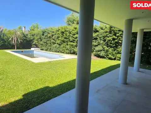 Villa olivos, casa en venta.