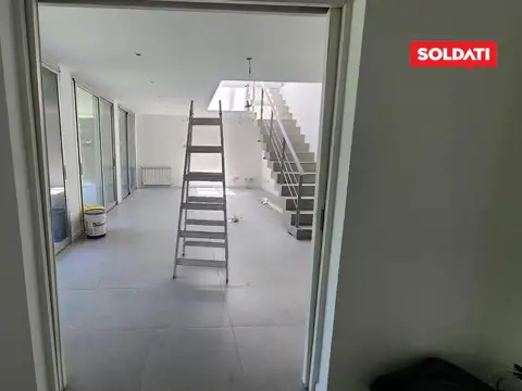 Casa 4 ambientes con 3 baños