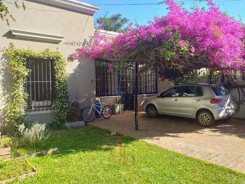 Venta Casa en Jose Marmol zona sur Oportunidad! Cercano a Estación de Mármol y Adrogué