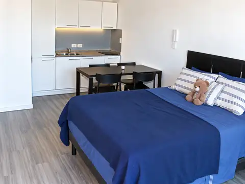 Departamento en Venta en Chacarita, USD 90.000