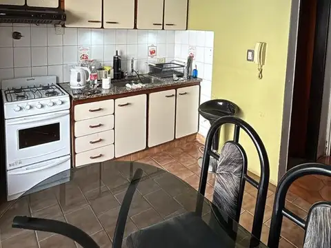 Depto Tipo Casa en Venta con 1 cocheras
