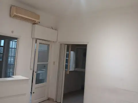 Oficina en Alquiler 60 años