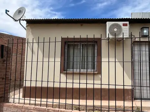 Alquilo casa solo a empresa amoblada para 4 personas