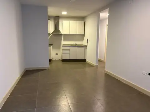 Departamento en Alquiler en Godoy Cruz, $ 500.000