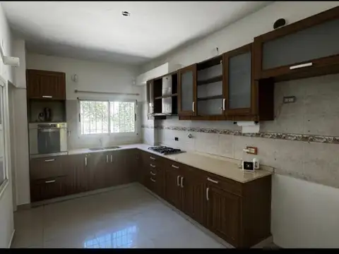 GUIDO SPANO 400, Piso P.B.