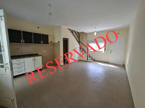 ALQUILER DUPLEX  2 DORM EN 2 PLANTAS SIN EXPENSAS 