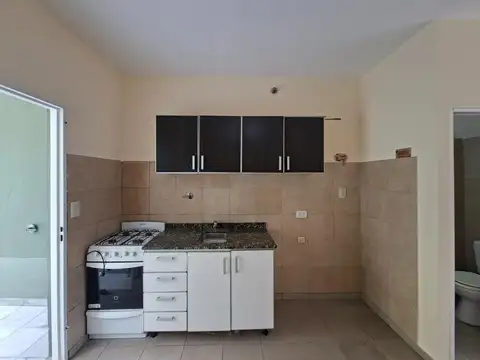 Depto Tipo Casa en Alquiler de 2 dormitorios