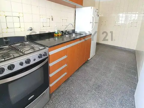 Departamento en Alquiler 50 años