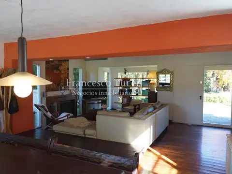 Casa en Venta al Este