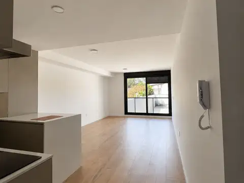 Venta Monoambiente Parque batlle, balcón con renta