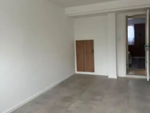 Depto Tipo Casa en Venta de 4 dormitorios