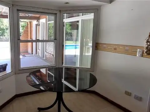 Casa en Alquiler de 5 dormitorios