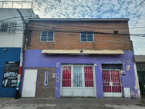 Arijon 1900 - 300 m2 - Local comercial Casa y Departamento
