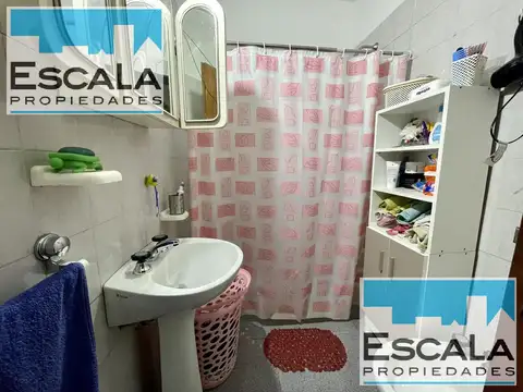 Casa 3 ambientes con 1 baño
