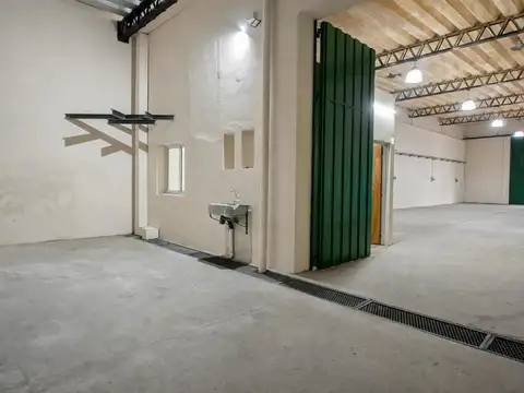 Galpon en Alquiler en Barrio Jardín Mayoraz, $ 3.500.000