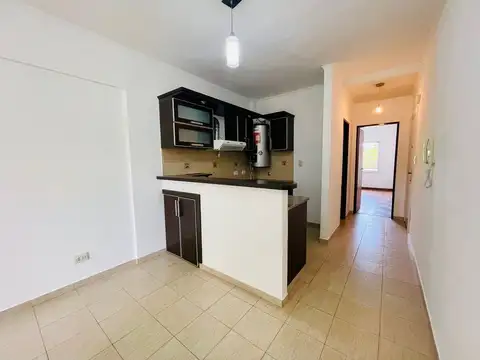 VENTA DOS AMBIENTES CON BALCON EN LOMAS DE ZAMORA