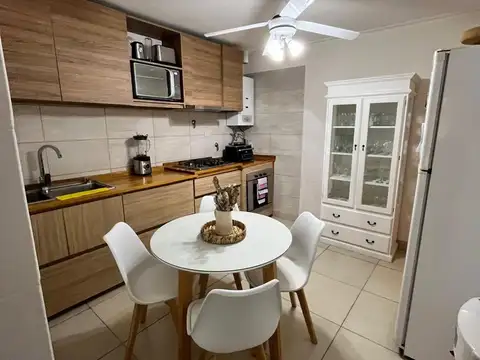 Depto Tipo Casa 6 ambientes con 1 baño