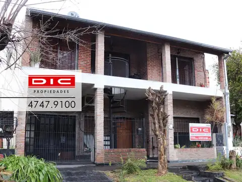Casa multifamiliar 5 dormitorios Venta  Boulogne