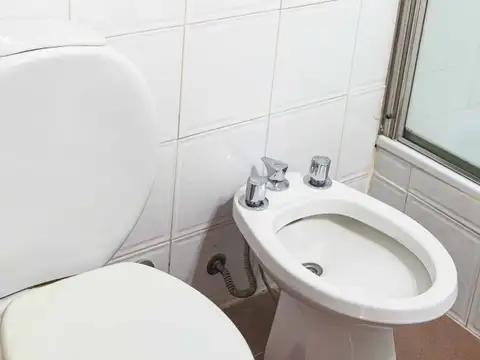 Departamento en Alquiler en Floresta, $ 500.000
