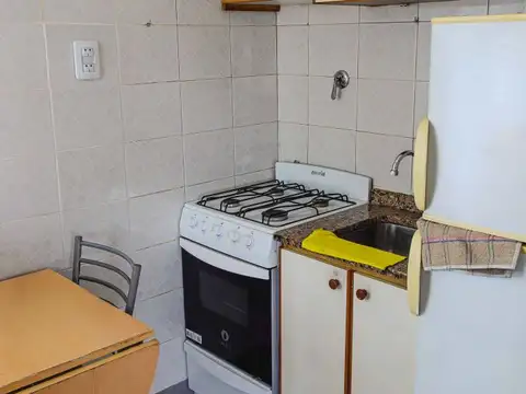 Departamento en Alquiler en Floresta, $ 500.000