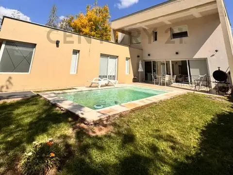 San Martin 2299 2200, Piso 0