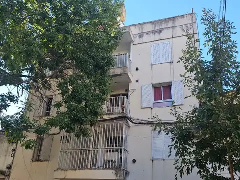 Pasco 1280 , Piso PB