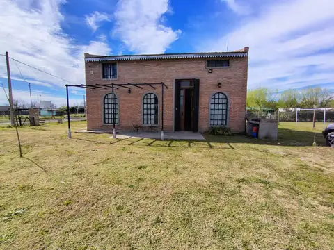 VENTA | PERMUTA - Casa 2 dormitorios   comodín/playroom - Barrio Pucará Los Búhos, Roldán.