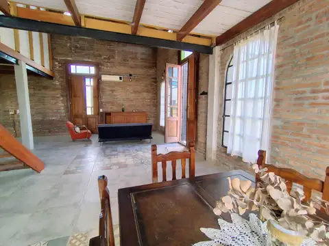 Casa en Venta con 1 cochera