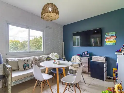 Casa en Venta 5 ambientes en Haras  Santa Maria Loma Verde G.B.A Zona Norte