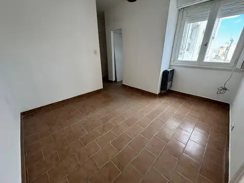 Avenida Luro  al 2600