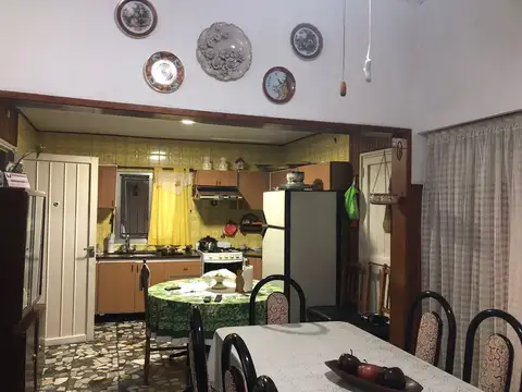 Casa en Venta en Bernal Oeste, USD 120.000