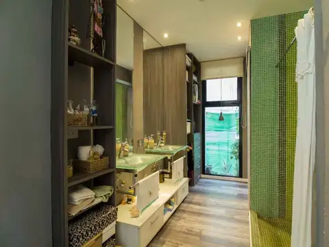 Casa 2 ambientes con 1 baño