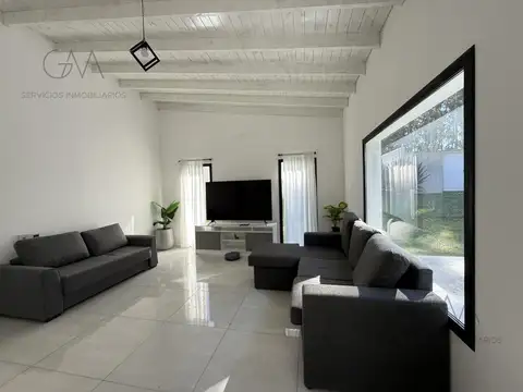 Casa en Alquiler en Barrancas De San Benito, USD 1.000