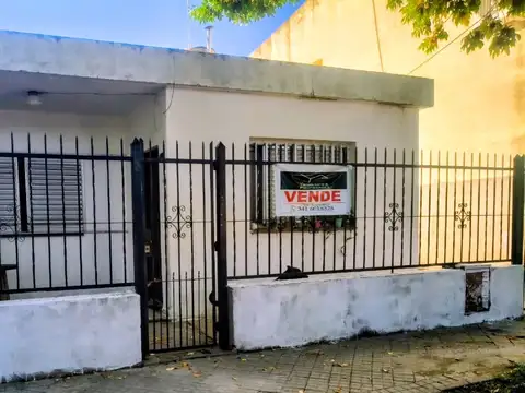 CASA EN BARRIO CENTRO