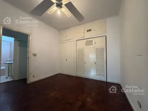 Exc. Zona Cerca de Av. Cabildo, 3 Amb con Dep. Serv. y Balcón