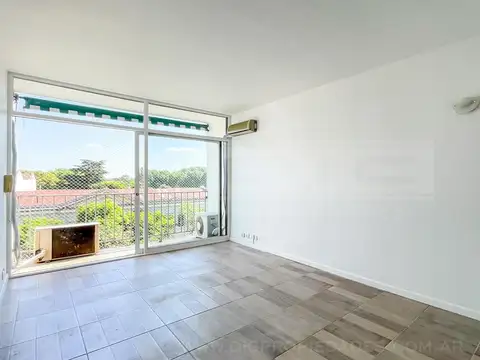 Departamento en Alquiler en Acassuso Vías / Santa Fe, $ 1.300.000